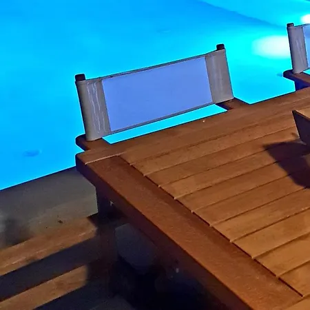 Reiki Erikousa Villa